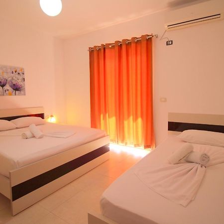 Hotel Argjiro Saranda Kültér fotó